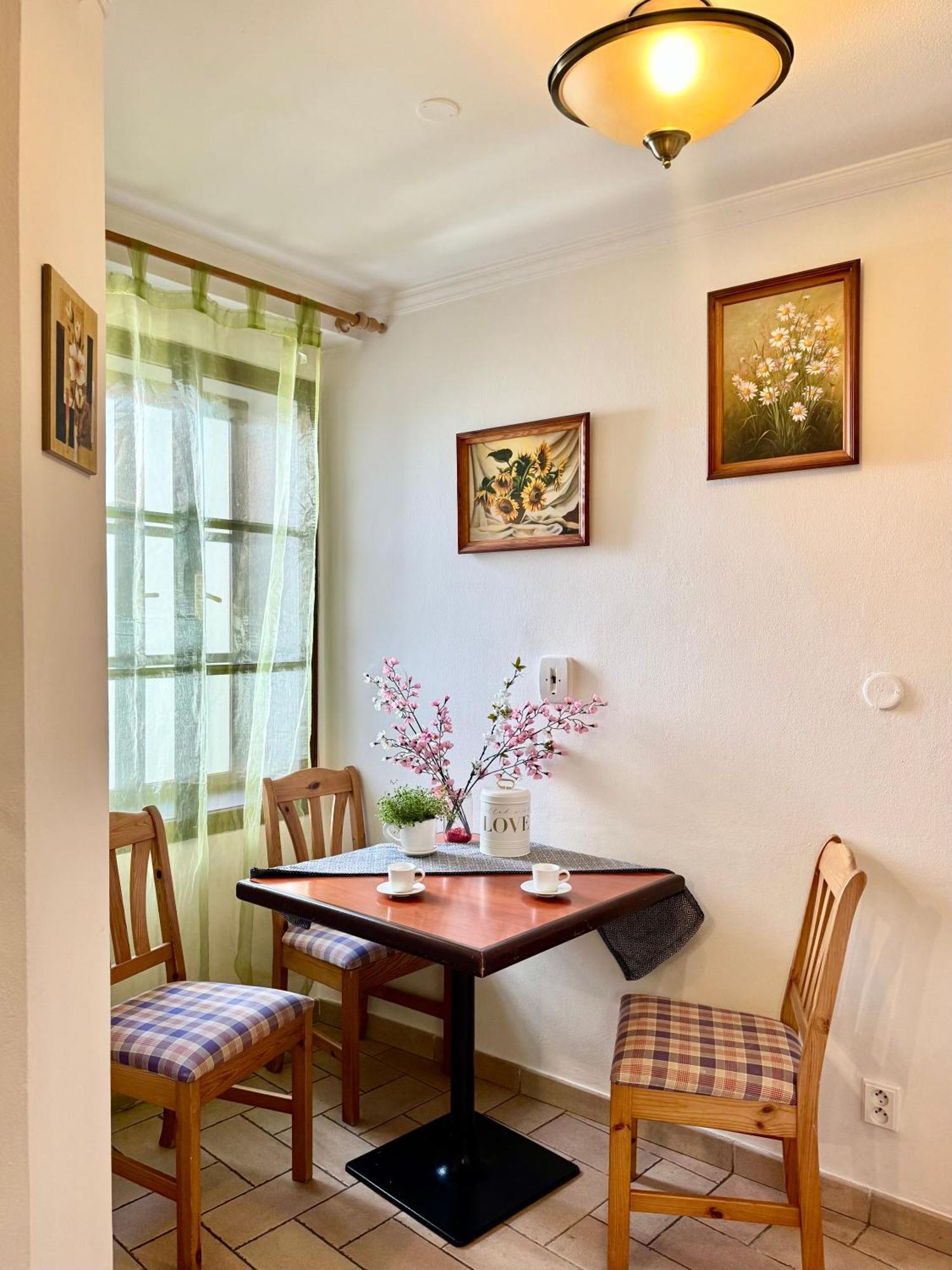 Apartmány Nerudova 36 Praga Exterior foto